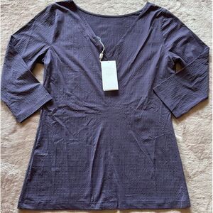 Hugo Boss Women's Jersey 515 Med Purple V-Neck 3/4 Sleeve Size M NWT‎
